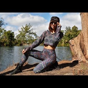 Heady festival crop hoodie